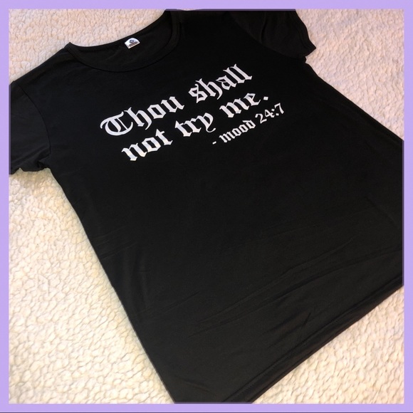 π€Black βThou Shall Not Try Meβ T-Shirtπ€ - Picture 5 of 9